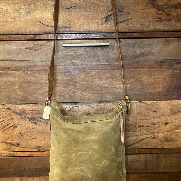 Vintage COACH Suede Crossbody Bag Olive Green 9324 - Picture 8 of 10